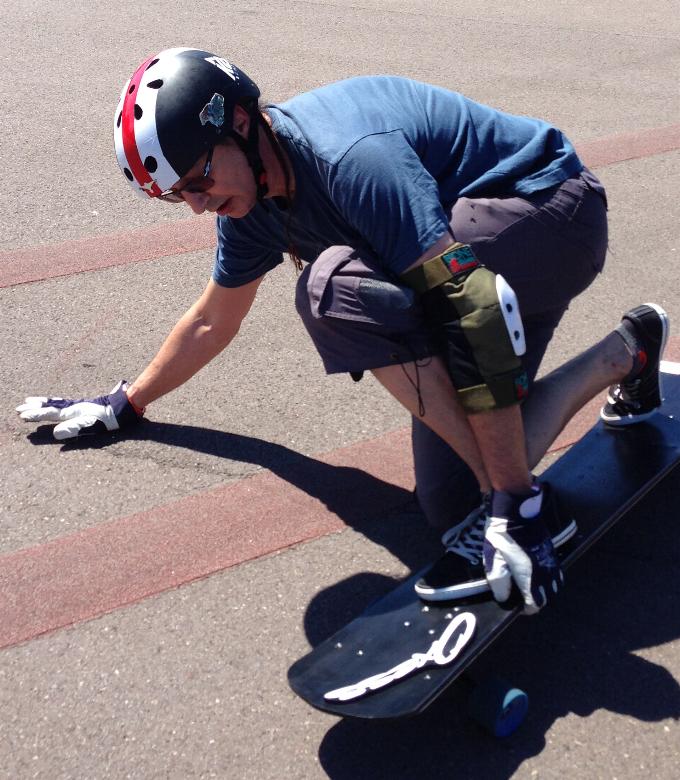 Longboarder auf Eigenbau